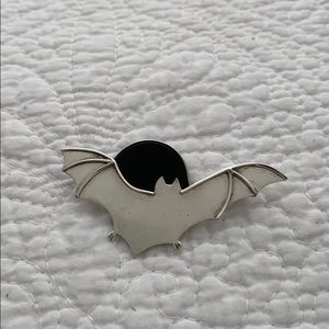 Sterling bat pin 🦇